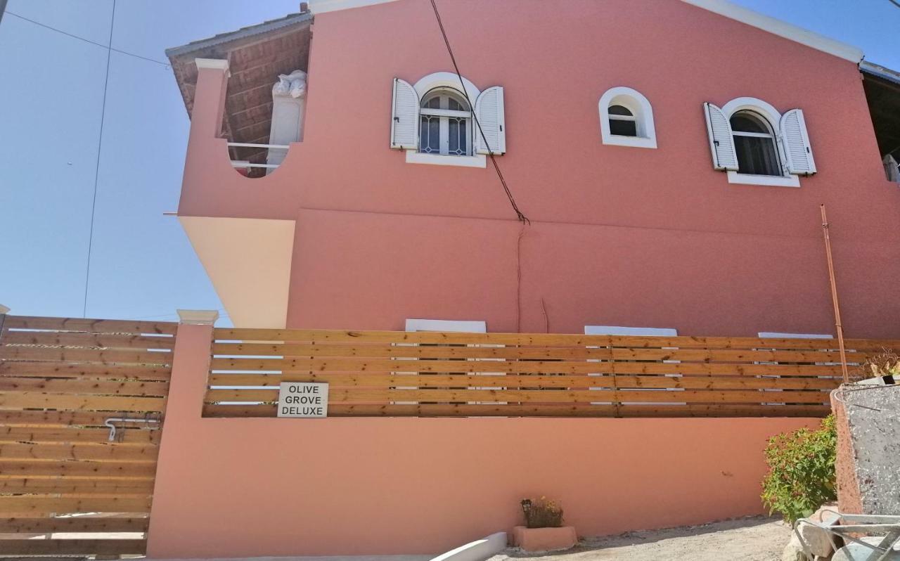 Olive Grove Deluxe Apartment Agnítsini Exterior foto